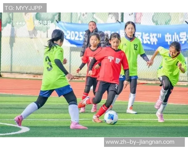 陕西秀丽足球展现青春风采助力地方体育发展与文化交流